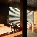 Villa Valo Ice Cube