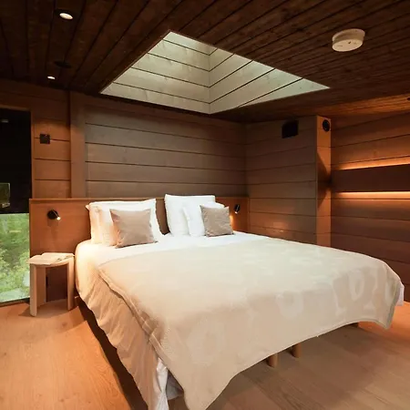 Villa Valo Ice Cube